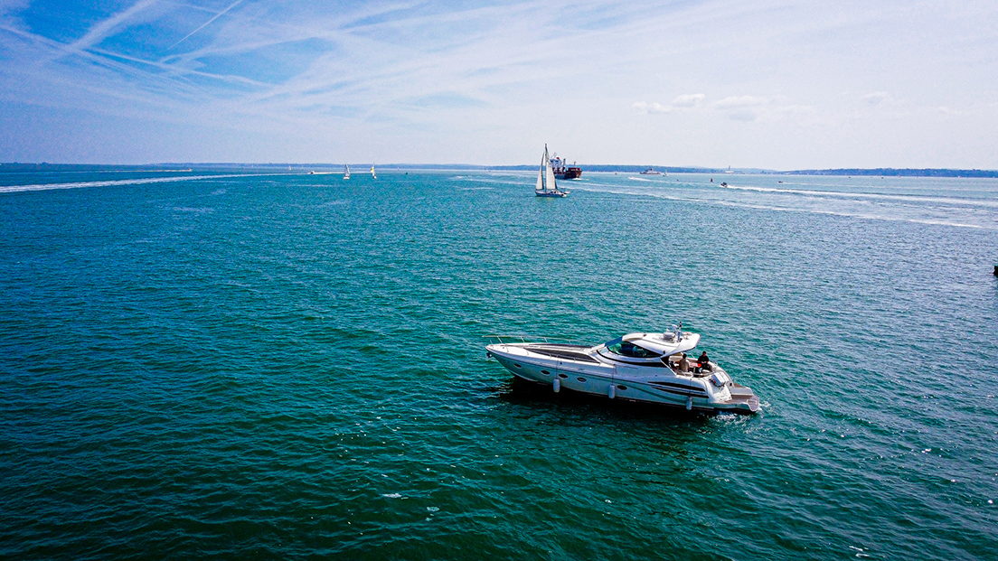 Luxury Boat Charter